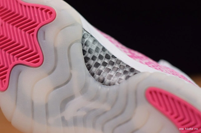 Rep WMNS AH7860-106 Pink Jordan Air Snakeskin 11 Low 0803